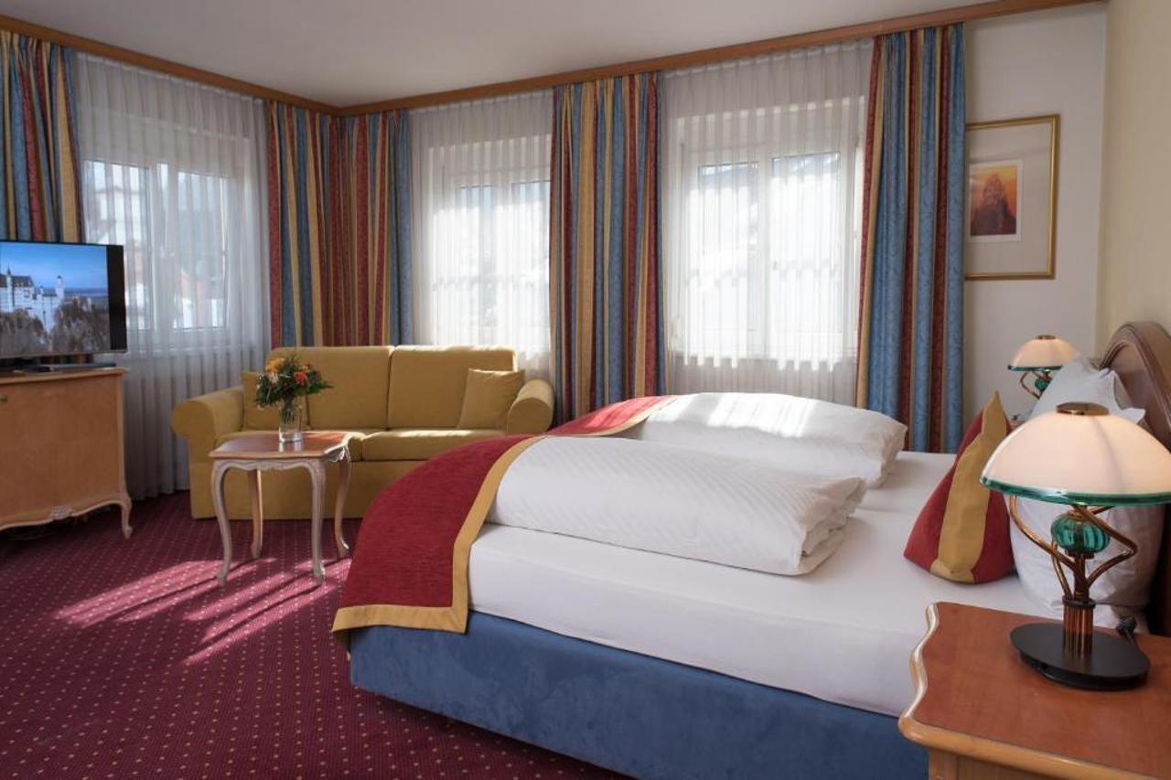 リュイトポルトパーク - ホテル フュッセン エクステリア 写真